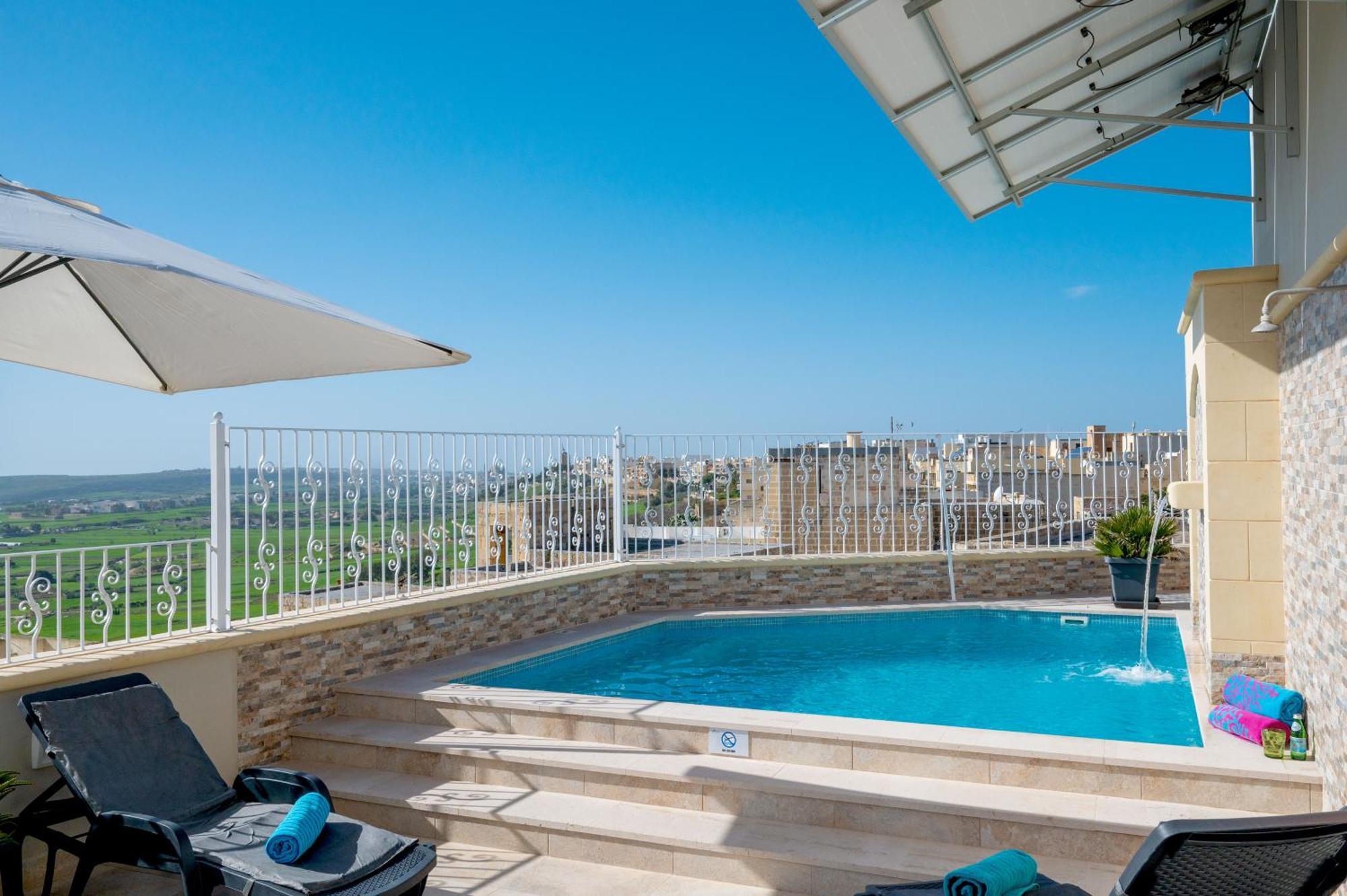 Ta' Dun Martin And Taz-Zija Bed And Breakfast Nadur ภายนอก รูปภาพ